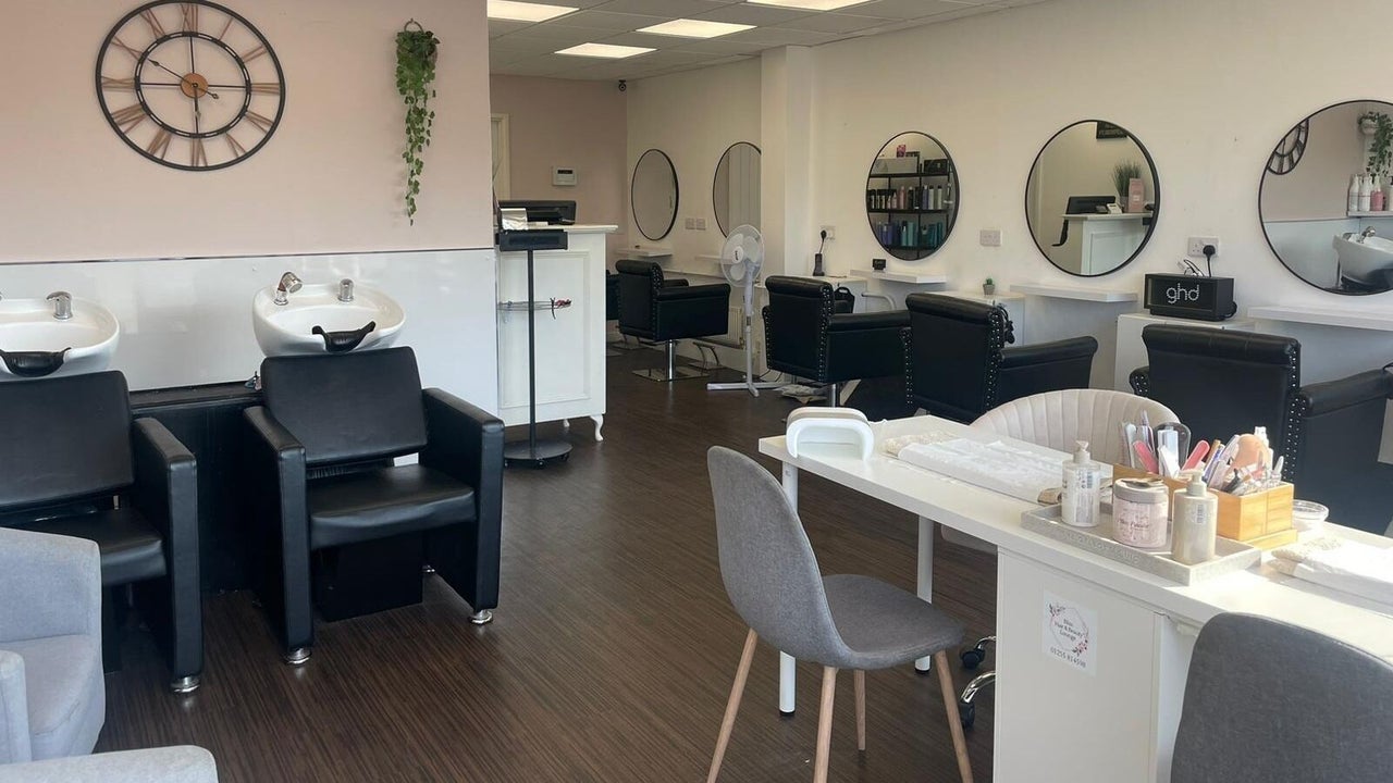 cfeb4a22-9904-4feb-acf5-91222570d7fb-blisshairbeautyloungeholland-on-sea-gb-england-holland-on-sea-essex-fresha-1003149