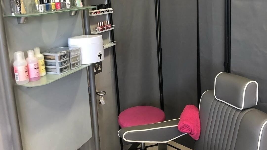 d1309407-2a31-43e9-b31c-3271c5f5033b-crophair-sevenoaks-gb-england-sevenoaks-fresha-8116712