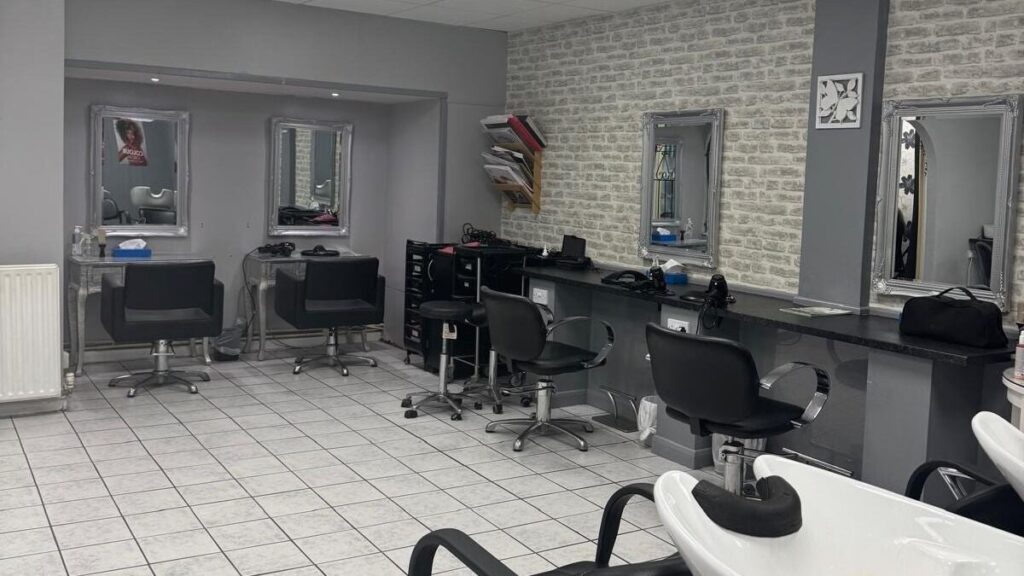 d193a2ee-4a82-4375-a886-0c64a1b6b667-anjelshairandbeauty-gb-england-crawley-fresha-5980507