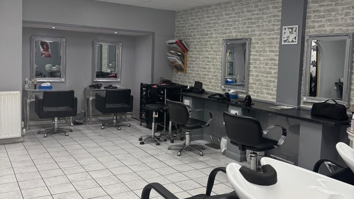 d193a2ee-4a82-4375-a886-0c64a1b6b667-anjelshairandbeauty-gb-england-crawley-fresha-5980507