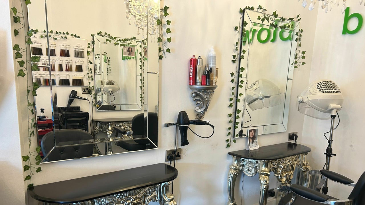 d3043c0a-9025-4683-87e1-80e5b561a9c6-sy2thesalon-gb-england-shrewsbury-fresha-2147473