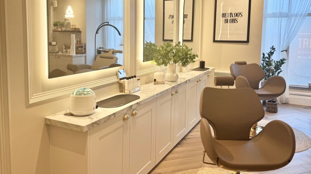 d434ae8c-8078-472e-af89-1715f7a5b20c-trendsbrowbar-gb-england-hoddesdon-fresha-2046314