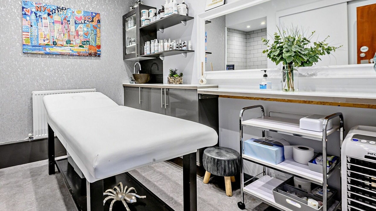 d457f08d-c34d-43a3-ac26-484414d399f2-6448441