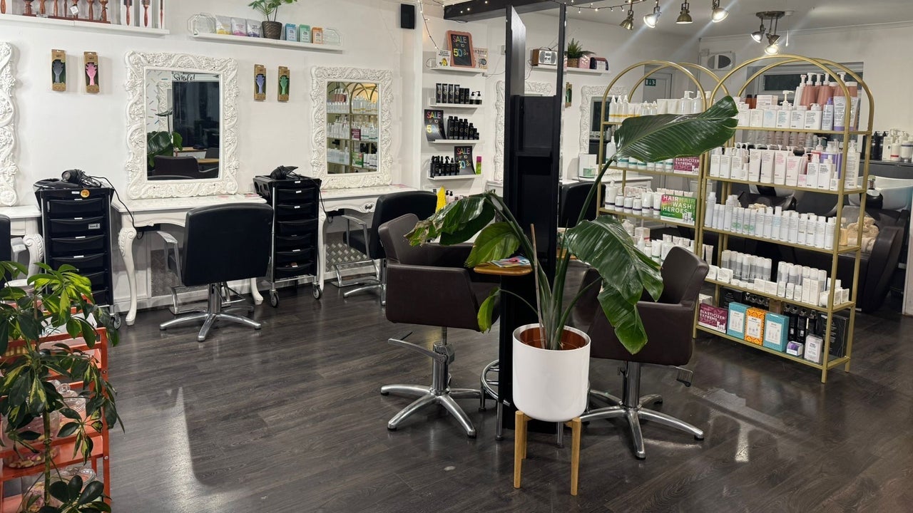 d45ab4c6-edeb-451e-b332-ef1ecdd4121c-lkhairandbeauty-gb-england-newbury-shaw-fresha-6986286