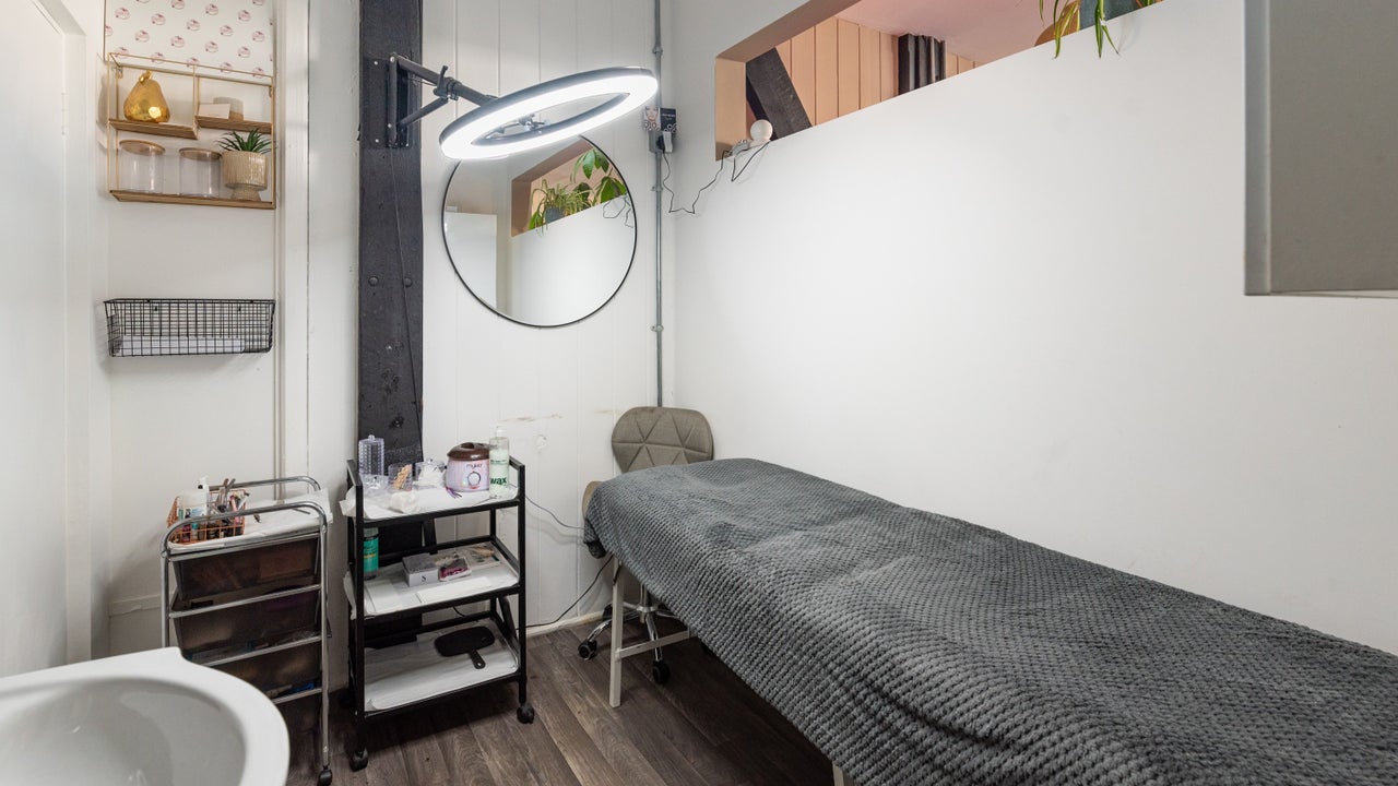 d75fc135-cbf6-4473-894a-5853057a2bf6-sosta-gb-england-ash-fresha-4870284