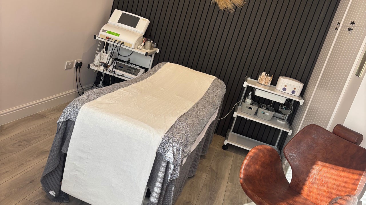 dcdce432-3c0f-4e6d-93f5-5c9171c66932-beautyatthecowshed-gb-england-uttoxeter-marchington-fresha-8346962