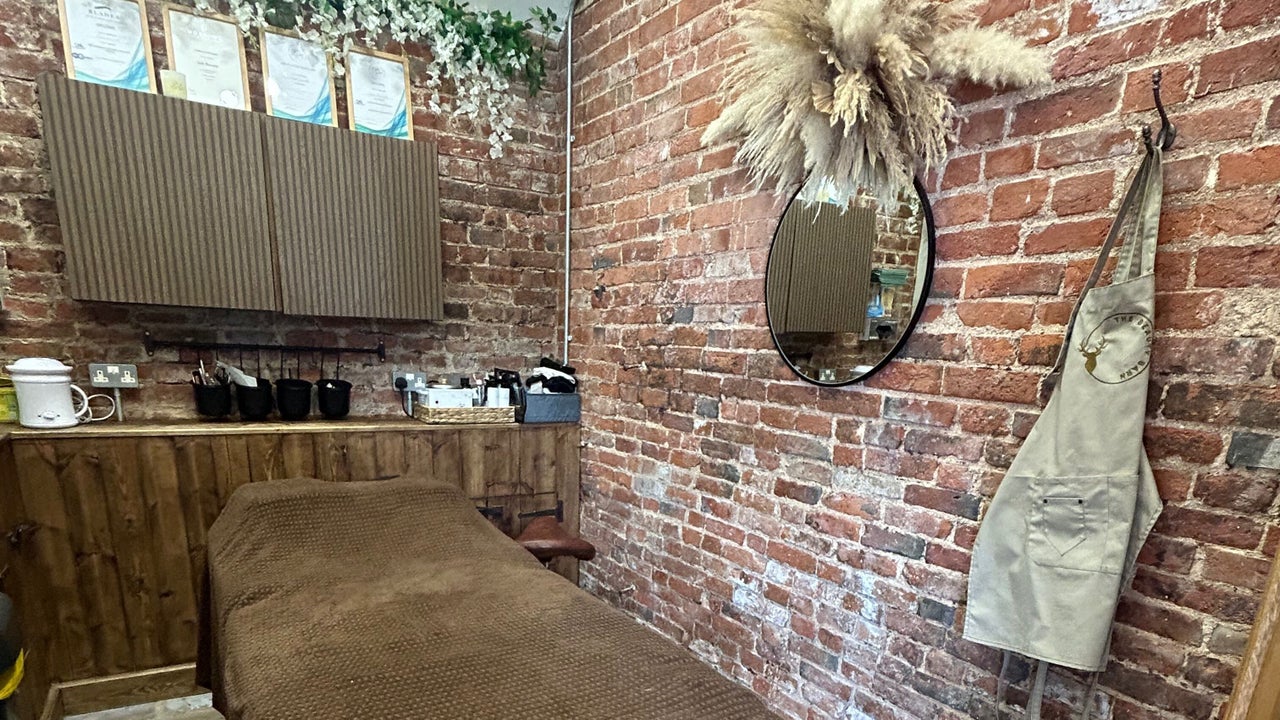 df3215f8-f636-4b1b-a910-763755b99a9d-thehartofhair-gb-england-uttoxeter-carterstreet-fresha-4374771