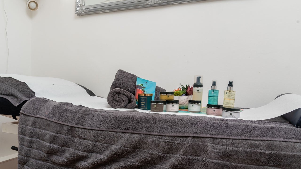 df3cf60c-a630-4d2f-95ea-2719e9e25ec9-anjelshairandbeauty-gb-england-crawley-fresha-6599966