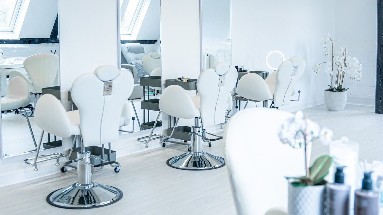 dfd22955-9e70-4cd5-9255-ea48158523b6-theshiresalon-gb-england-ware-fresha-1969919