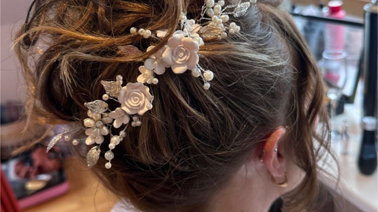 e4f0c6e1-e0c3-4d17-8be3-34197ddc47f9-sapphirebluhairandbeautylimited-gb-england-norwich-drayton-fresha-7874855