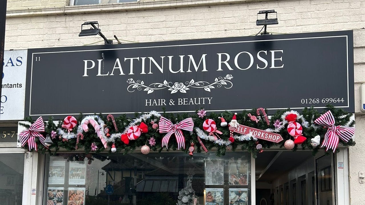 e8d75753-e343-409b-a200-16063093ff2a-platinumrosehairbeauty-gb-england-canveyisland-fresha-8283991