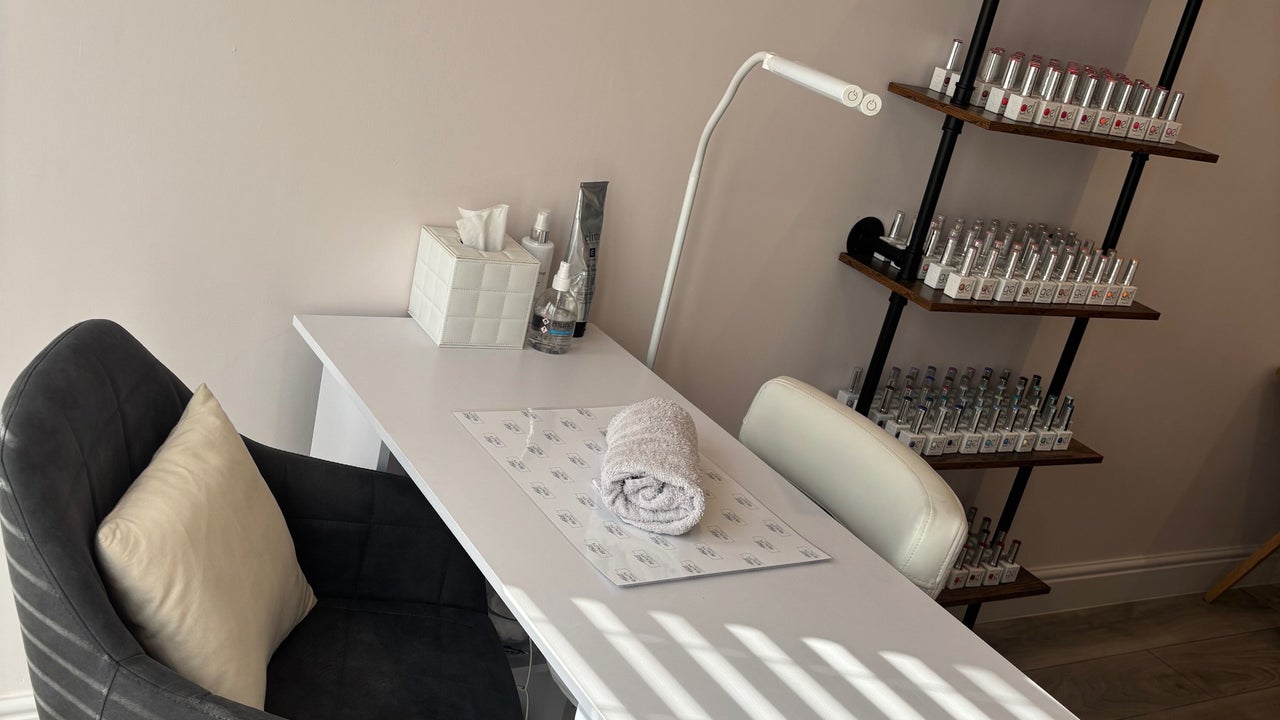 ea22537c-8284-4f2a-9f31-c181a771a29f-beautyatthecowshed-gb-england-uttoxeter-marchington-fresha-4730858