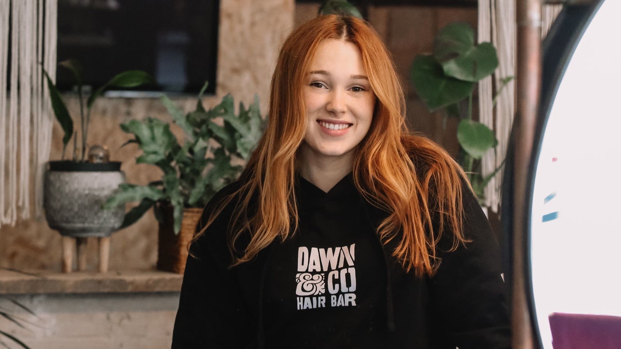 eb13a104-337f-4b2a-b691-f41f51301917-dawncohairbar-gb-wales-rhosonsea-rhs-on-sea-fresha-9789013