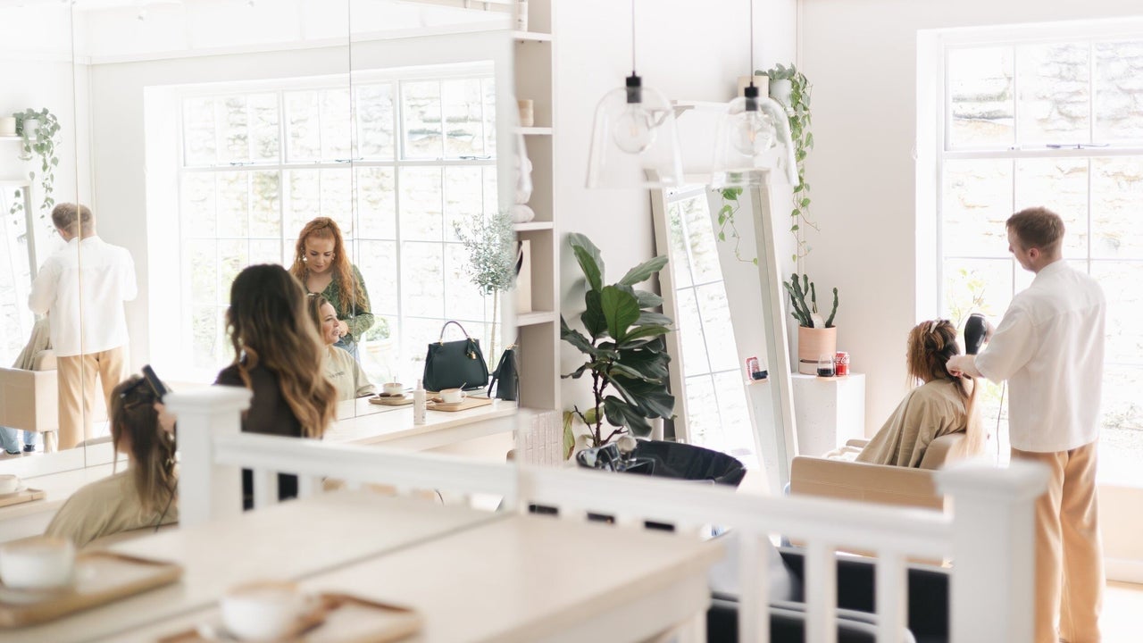 ed1b097b-812f-401c-8714-234c939a2d29-12trimstreet-gb-england-bath-fresha-6287325