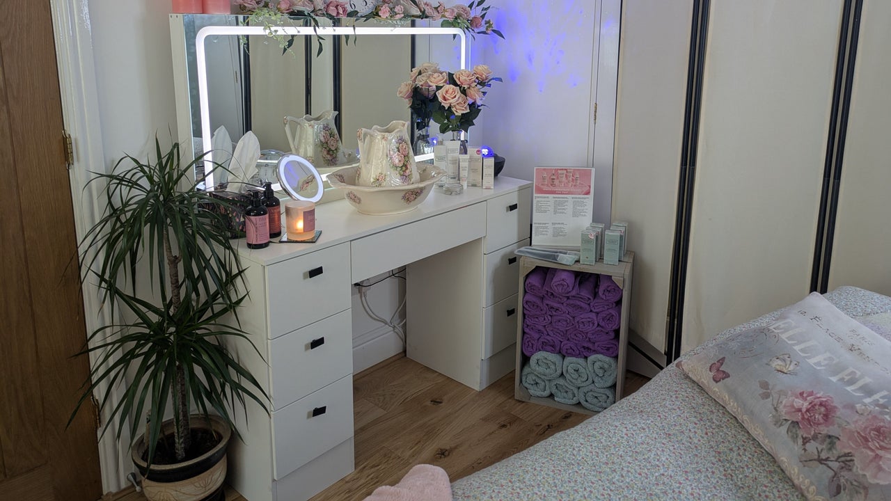 ee1007d5-7cc8-44fb-b585-f59629bc1d85-tillyrosebeautyboutique-gb-england-bidford-on-avon-fresha-2058684