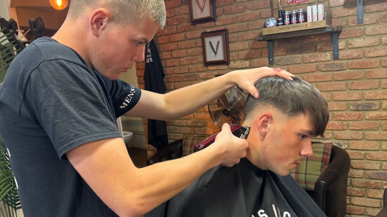 f2cf7a3e-cda1-494c-a296-a63546d8929a-mensincbarbering-gb-england-ipswich-fresha-8977538