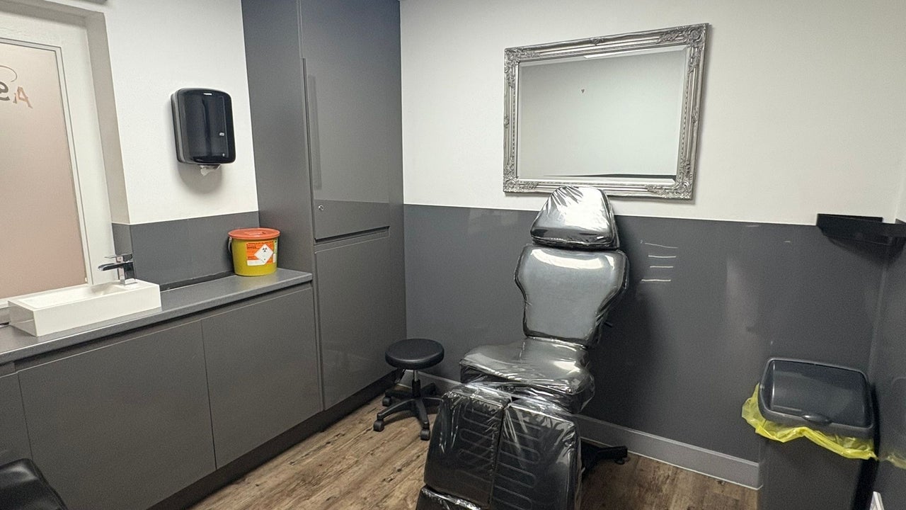 f38b938f-7ff6-45d2-b0bb-8689d330325c-asgardbodypiercingwinchester-gb-england-winchester-fresha-1845119