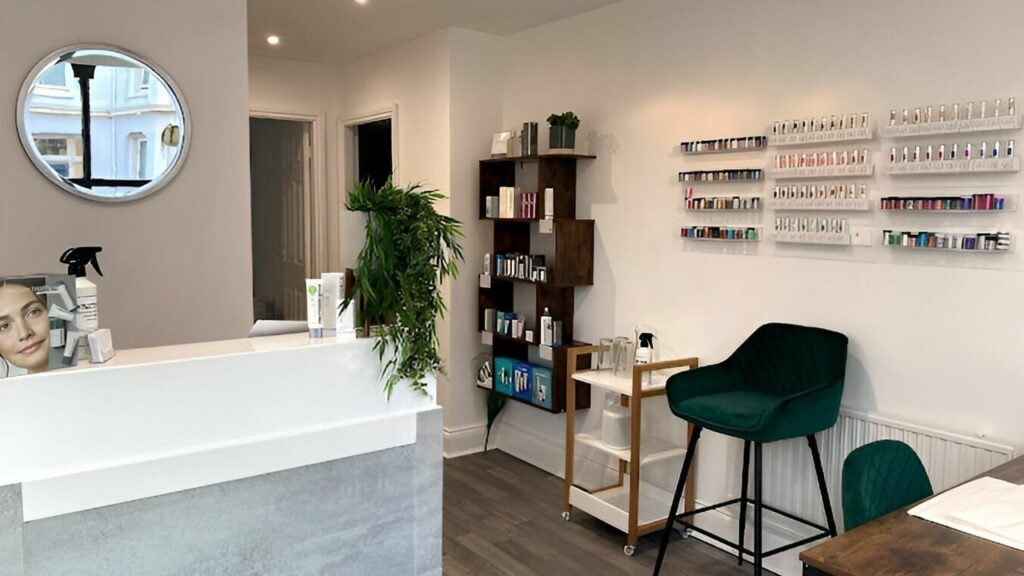 f38cc17a-a711-4b6e-9fa8-9f0c81ee392b-thelilyretreatbeautyroom-gb-peel-fresha-1806588