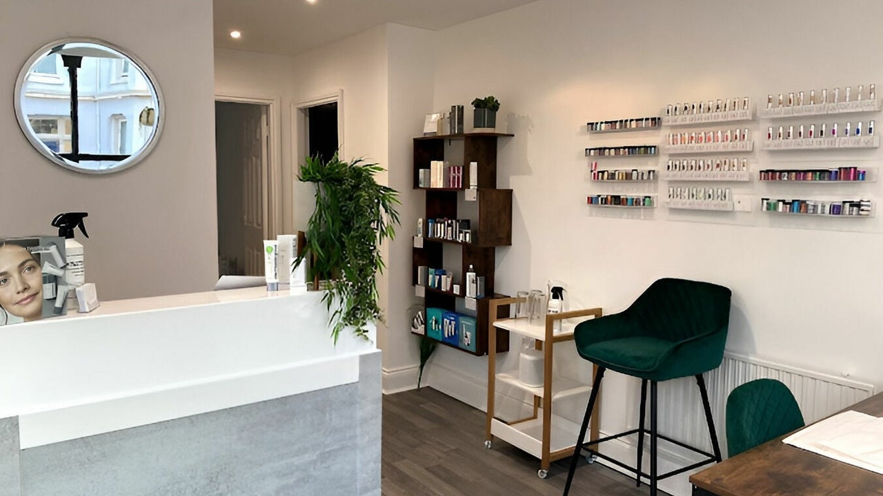 f38cc17a-a711-4b6e-9fa8-9f0c81ee392b-thelilyretreatbeautyroom-gb-peel-fresha-1806588