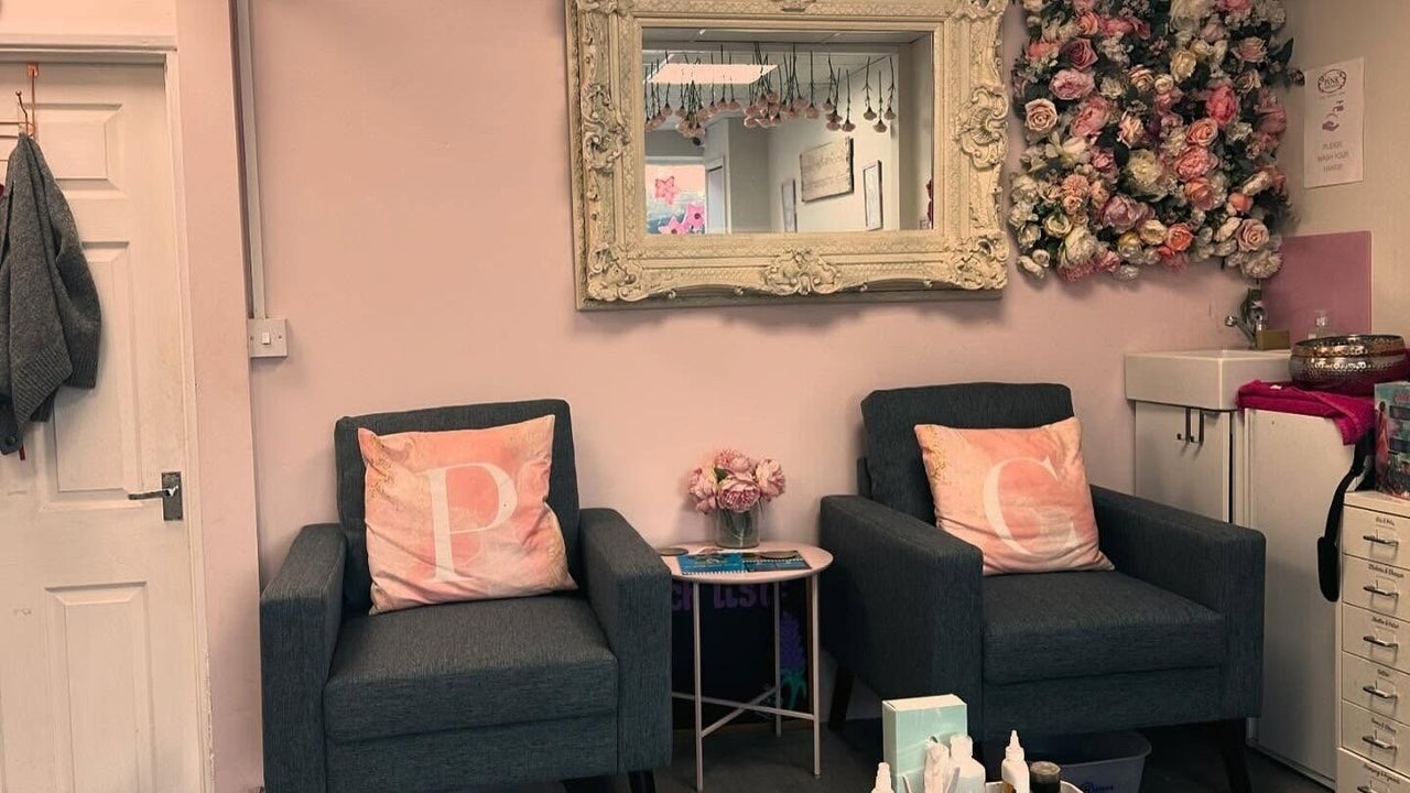 f491c58f-57dd-48a2-9b0c-92713077033a-pinkchocolatebeauty-gb-england-cliftonupondunsmore-fresha-3407824