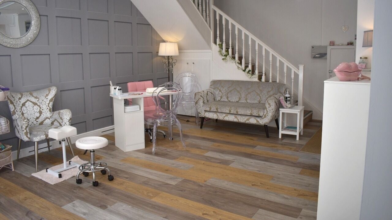 f5f991b1-4db8-47fe-a001-8cdb7962f41c-beautybyhelen-gb-england-taunton-9thecourtyard-fresha-4869250