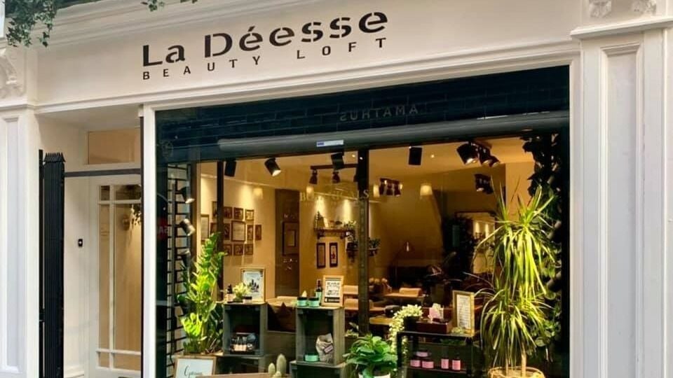 f6f85685-999e-4b24-a9b3-e7d7a0fa54eb-ladessebeautyloft-gb-england-bath-fresha-1402026