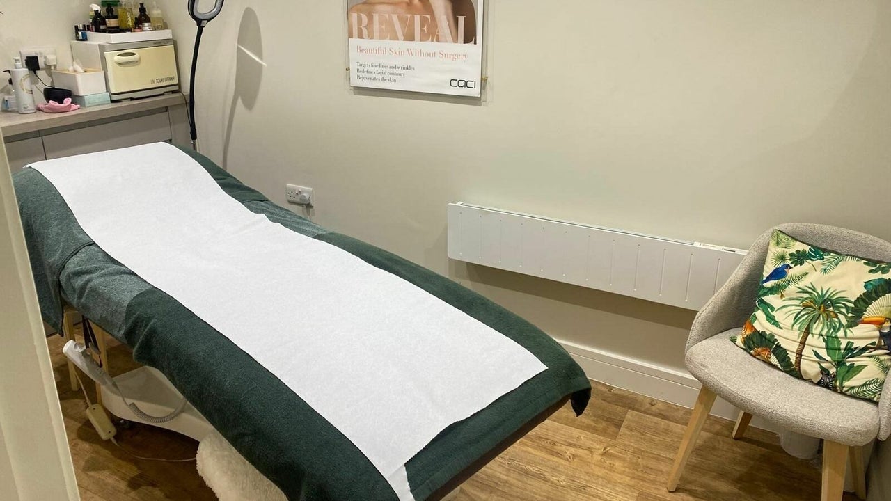 f71d2fc7-1787-4fdc-9ead-c5067001fb8e-seabrease-gb-england-sidmouth-fresha-7714555