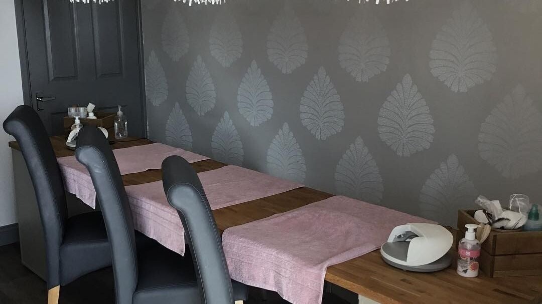 f8d77c8d-5601-4a95-b087-8a158198bec4-larasbeautyworkshop-gb-england-oakley-fresha-8767562