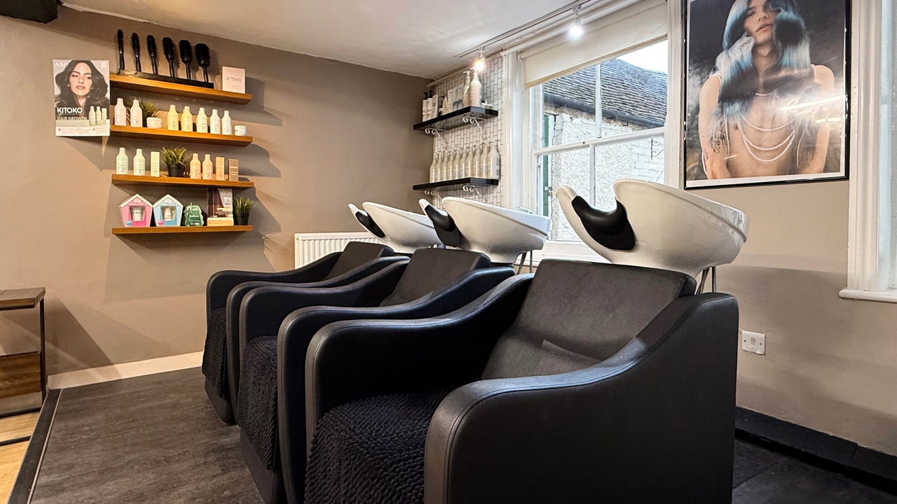 fe165b19-f0b8-45d6-b545-c3f3679ae861-letlewhairdesign-evesham-gb-england-evesham-fresha-1228752