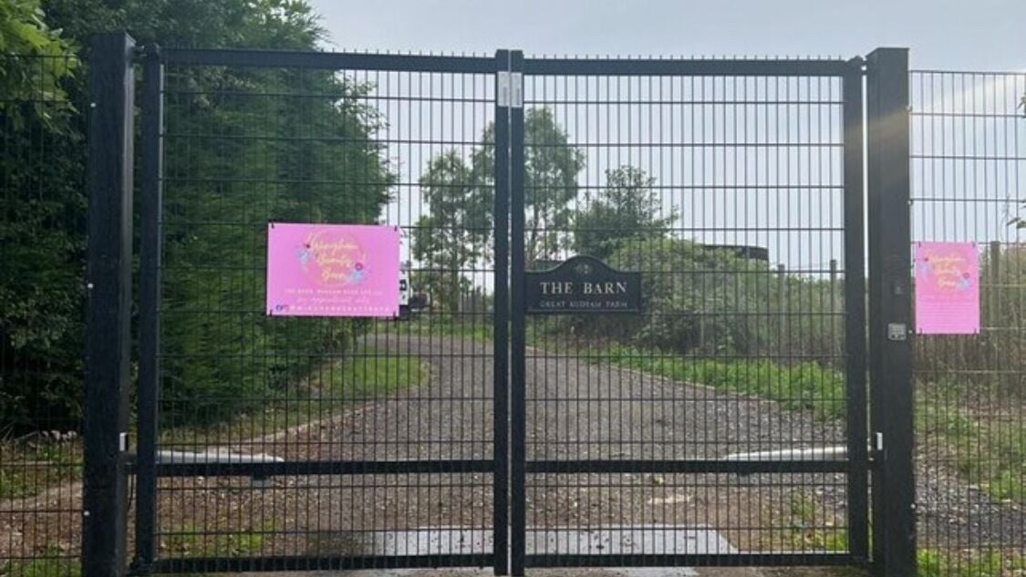 fe2b0740-3b2f-4e22-ab7f-ef97c8495cef-winghambeautybarn-gb-england-canterbury-shatterling-fresha-6544426