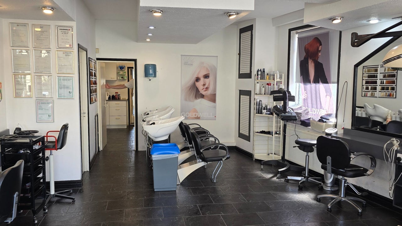 fe346a1d-9f1b-476e-a6df-e82497ea1cd7-headquarters-gb-england-hastings-fresha-1804472