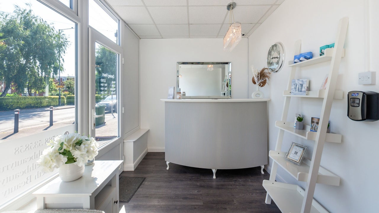 0064fa65-61f8-4665-9e4f-07f16a41953c-elizabethbeauty-gb-england-rugby-fresha-4063392