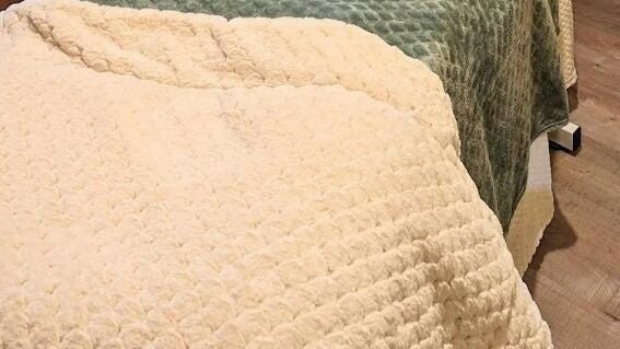 00cacabb-e6ef-4393-b98a-c62ae793bb6b-6576472