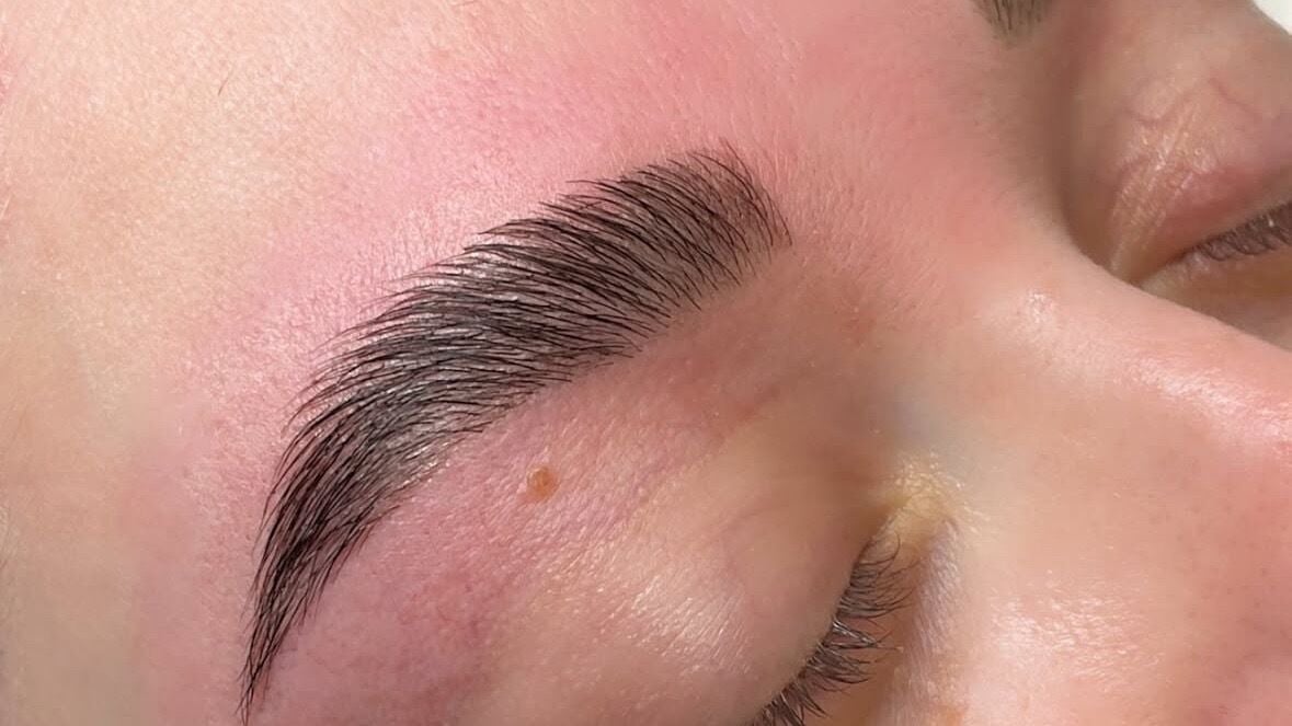 013ef1e6-3ebf-43aa-84dd-7f52ae3ec87e-coveaesthetics-essex-gb-england-rainham-fresha-8328499