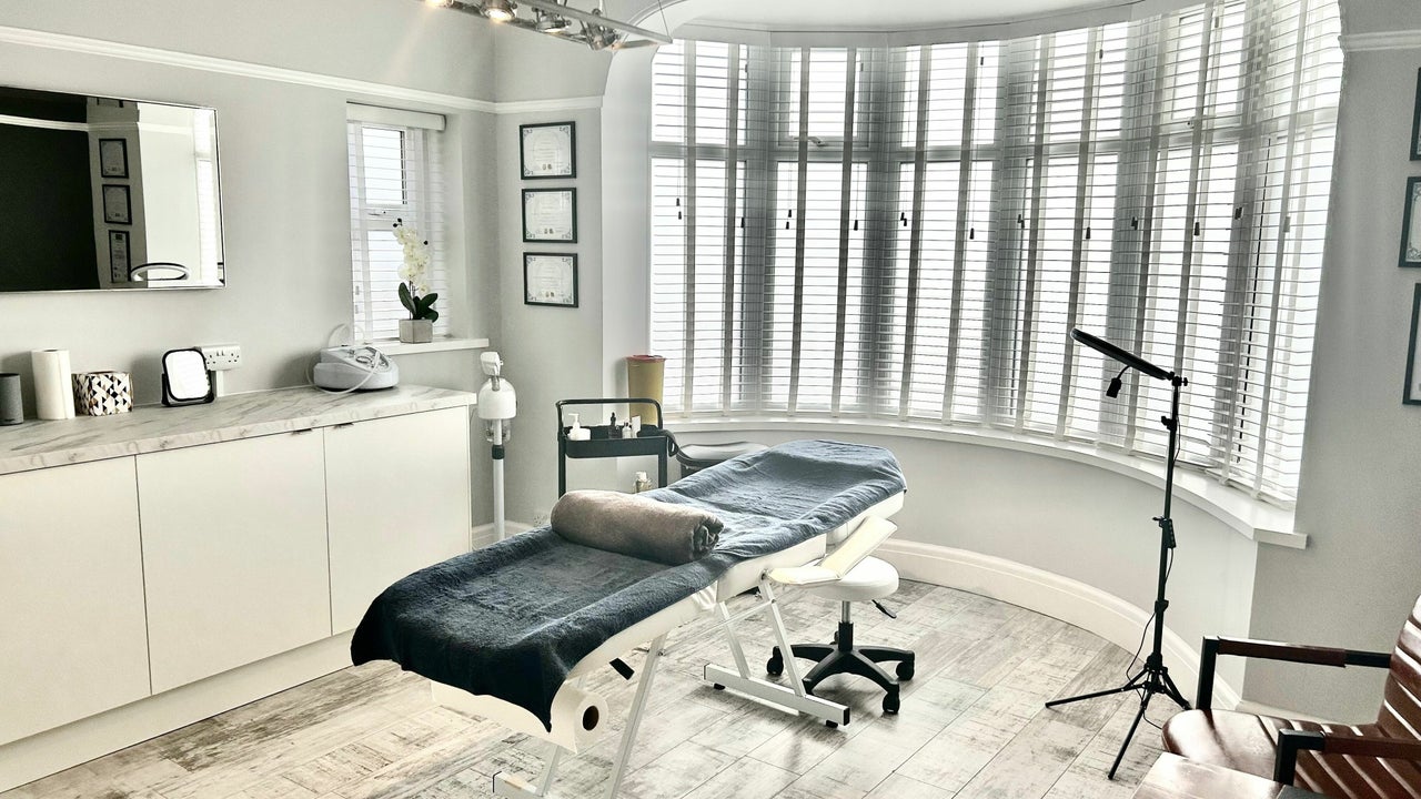 0184dcf7-518d-4ea6-ab78-0a01f9bd3e8d-6153990