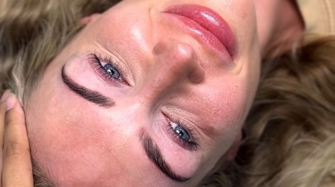 0212b148-73c8-43c4-b931-2d42fbf52a1a-thekway-gb-england-walthamabbey-fresha-8304480