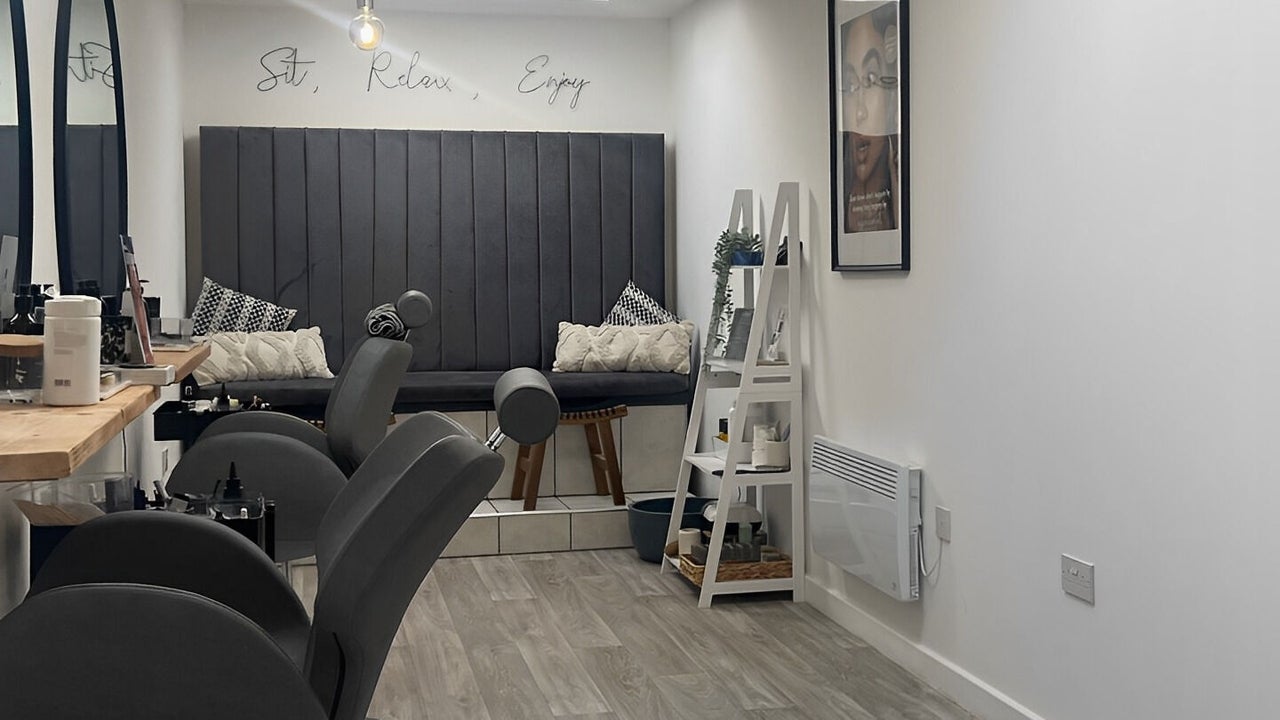 043a9b0e-dc73-4ce3-b727-241c2d63ba7e-kerryppermanentmakeuptattooandbeauty-gb-england-ackworth-fresha-7849100