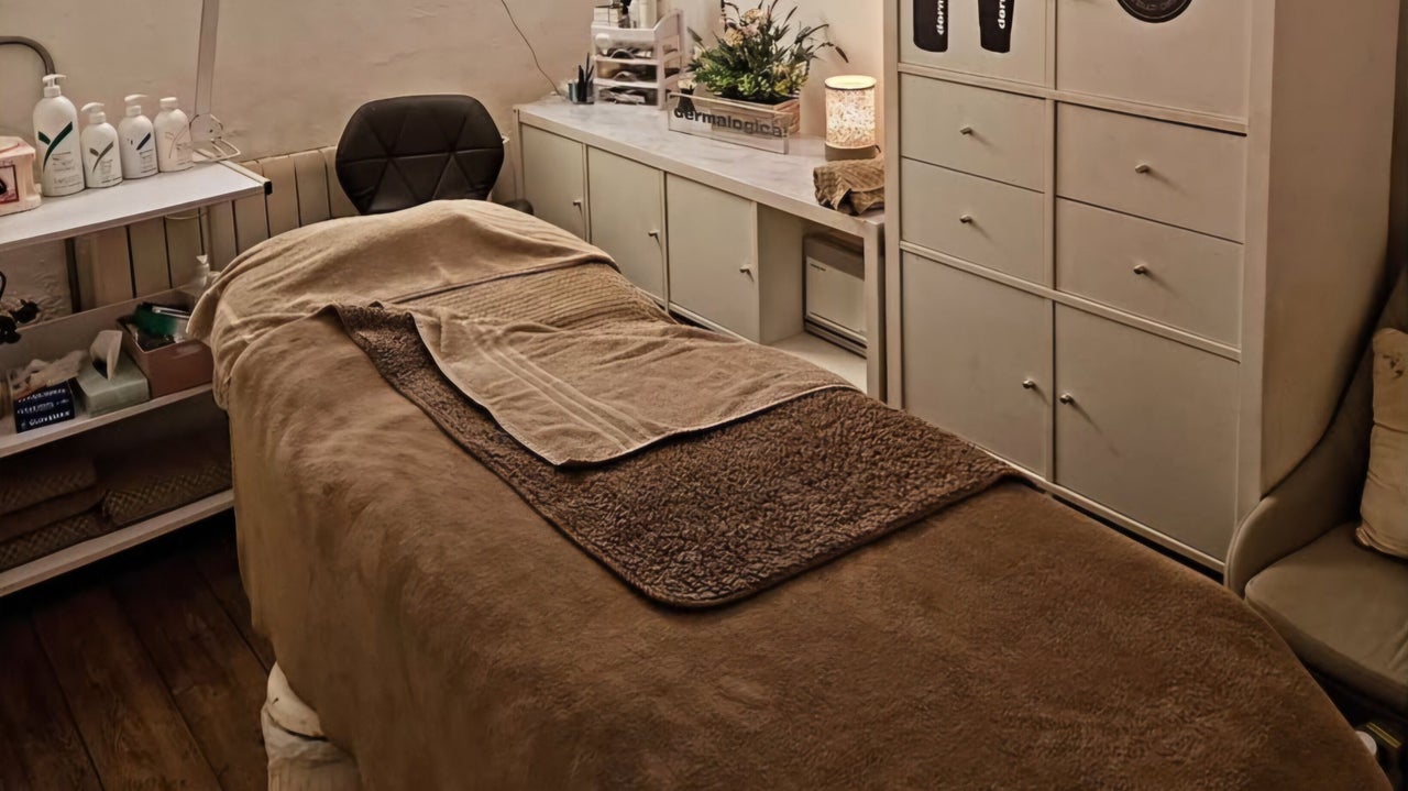 045c782d-5b64-4dd2-b0f9-6e8d991d48a7-carlysbeautysalon-gb-england-billingewigan-fresha-2679435