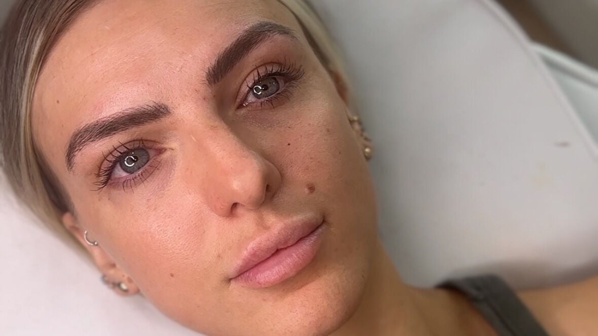 046420b7-01d9-4ea5-8dda-eb8b07bf182d-thebrowbladingcompany-gb-wales-swansea-fresha-9242742