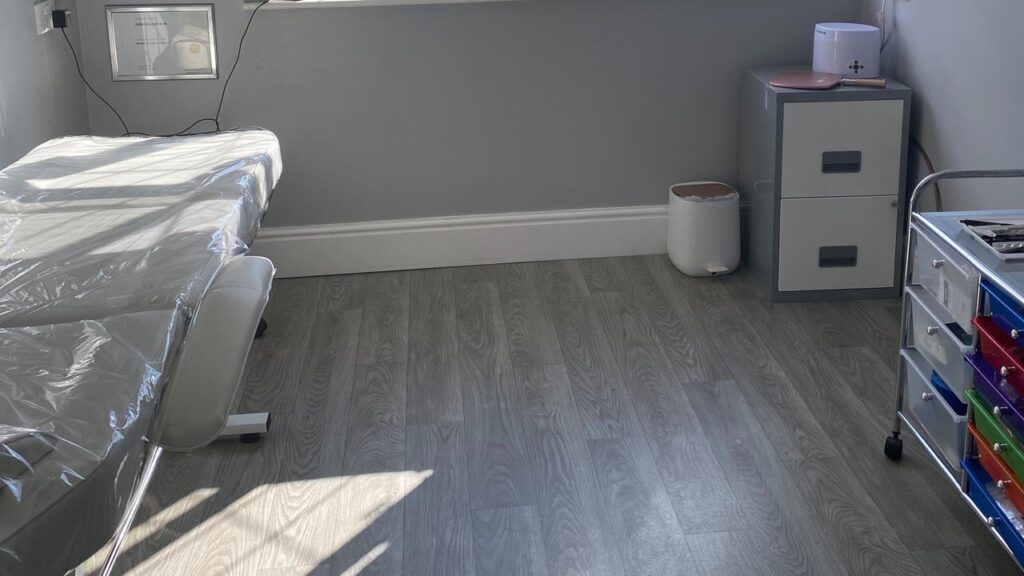 0503dafa-96ce-4bd1-b100-ebbad2d06b8b-6879281