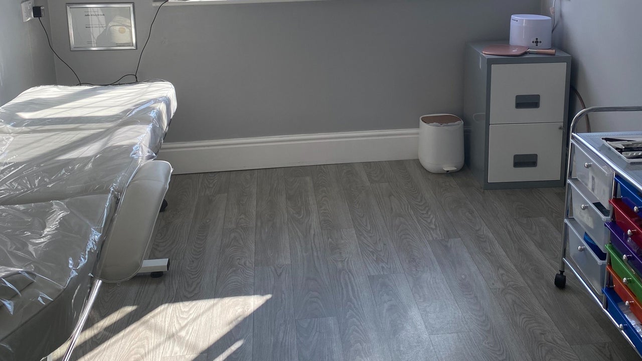 0503dafa-96ce-4bd1-b100-ebbad2d06b8b-6879281