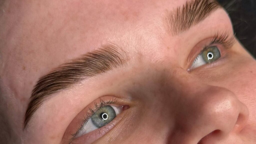 05f2d1f0-d90c-45e7-a30c-e7f7a98da562-oceansinclairbrows-gb-scotland-elgin-newelgin-fresha-9122823