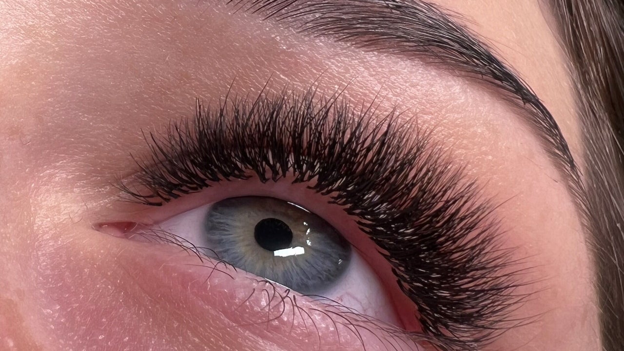 0629ddf8-03f4-42a0-8d29-e9943b53e7f0-lavyslashes-gb-england-london-fresha-6183491