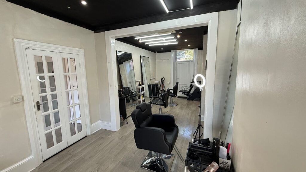 06d8202b-642a-4b47-a94d-5088a93360e3-repsstudio-gb-england-corbridge-fresha-9888173