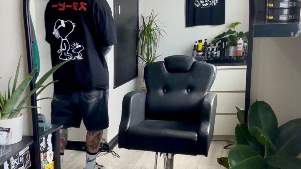 0703d912-ad9c-4114-af3c-508fe2683992-nkblades-gb-england-trowbridge-fresha-4887947