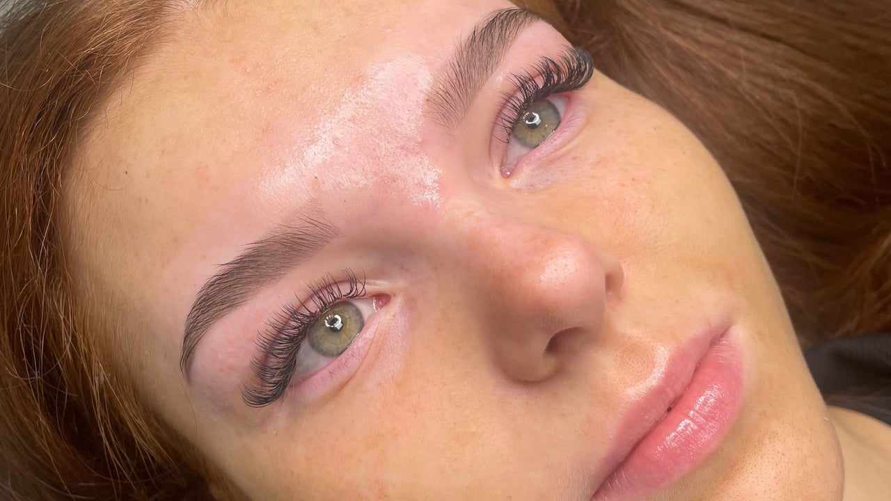 07600620-4726-435f-bfc8-cf38a7e6c384-adarabeautyandpmu-gb-england-chadderton-fresha-4362205