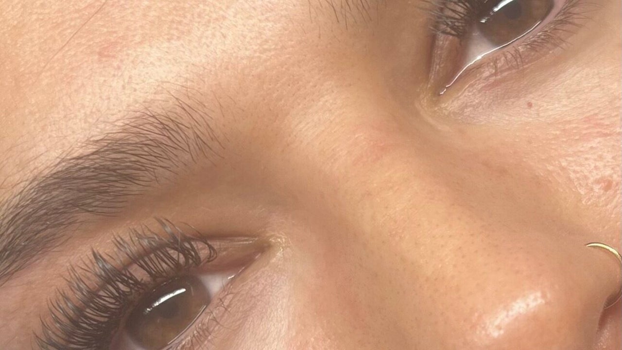 0770bb14-f2de-4393-9429-2113e8476791-lashandbrowartistrybyleems-gb-england-royalleamingtonspa-fresha-1940239