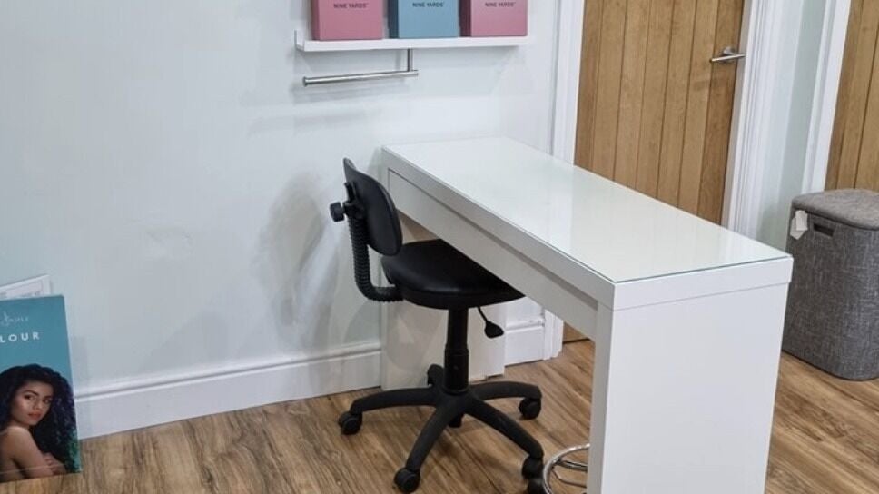 07c692f1-11ca-42ac-a2f5-37fb7b356329-hairbyteri-gb-england-birkenhead-eastham-fresha-5736838