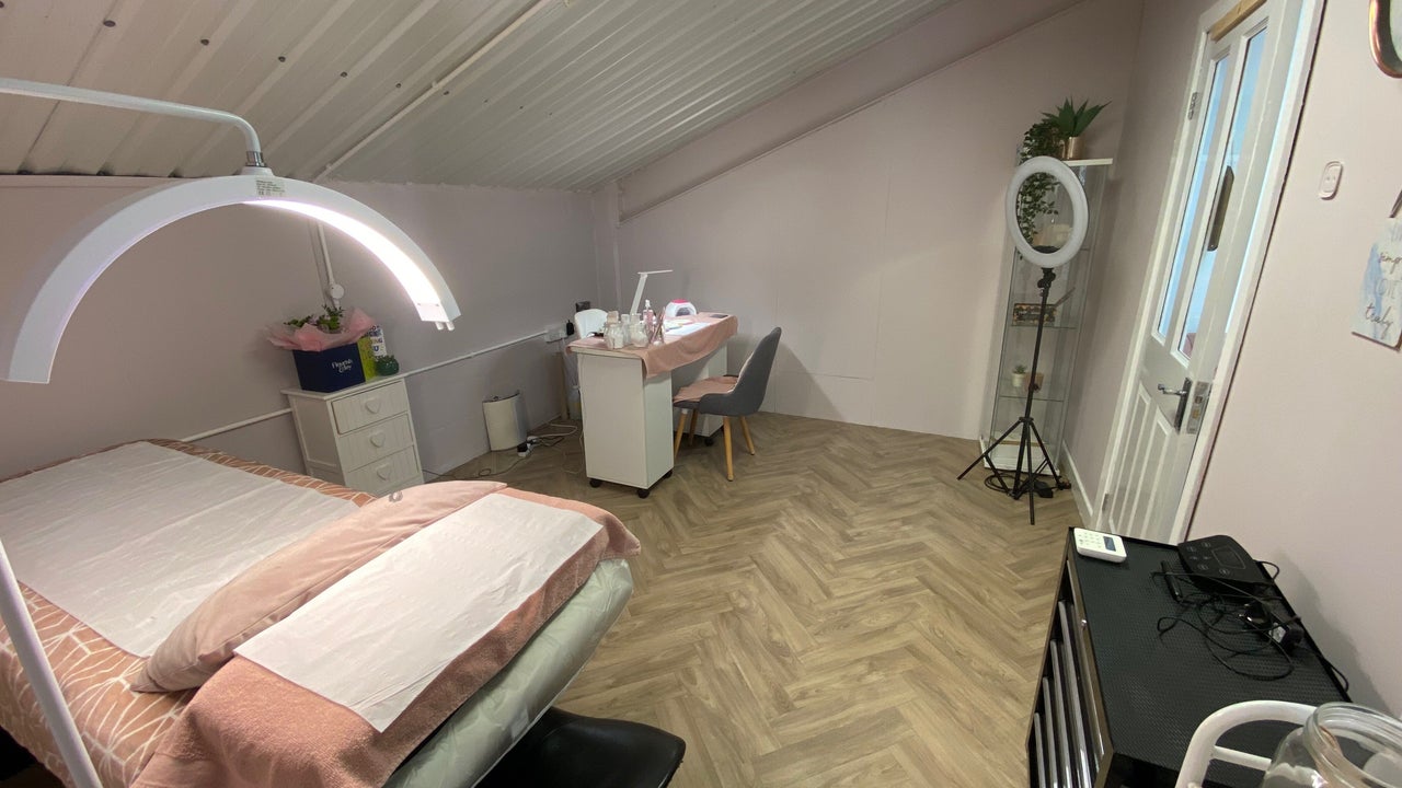 08036a2b-ac9b-42fe-aa75-db788aadd95e-daniellekatemakeupandbeauty-gb-england-heskin-fresha-1605812