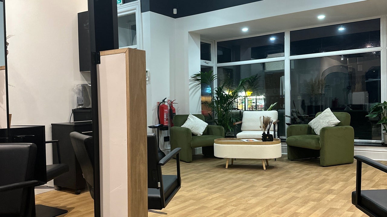 08194384-c59c-4f54-8d09-8cc9a8f5b329-meliacontemporaryhair-gb-england-southport-fresha-7687358